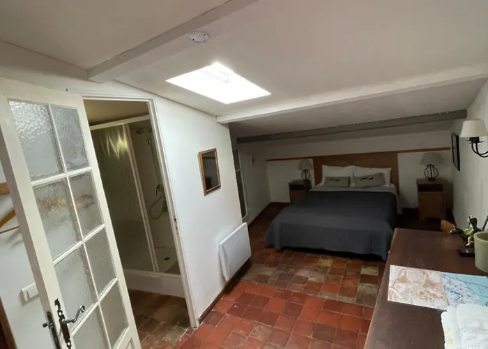 Chambres d' hôtes l'Escalo à Moutiers-Ste-Marie (04360)